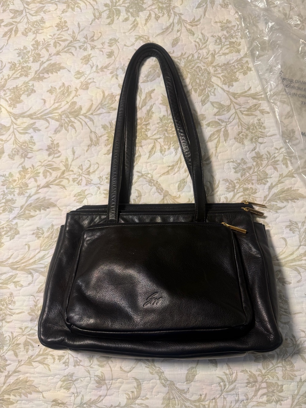 Black Leather Shoulder Bag with Front Pocket - stone mountain